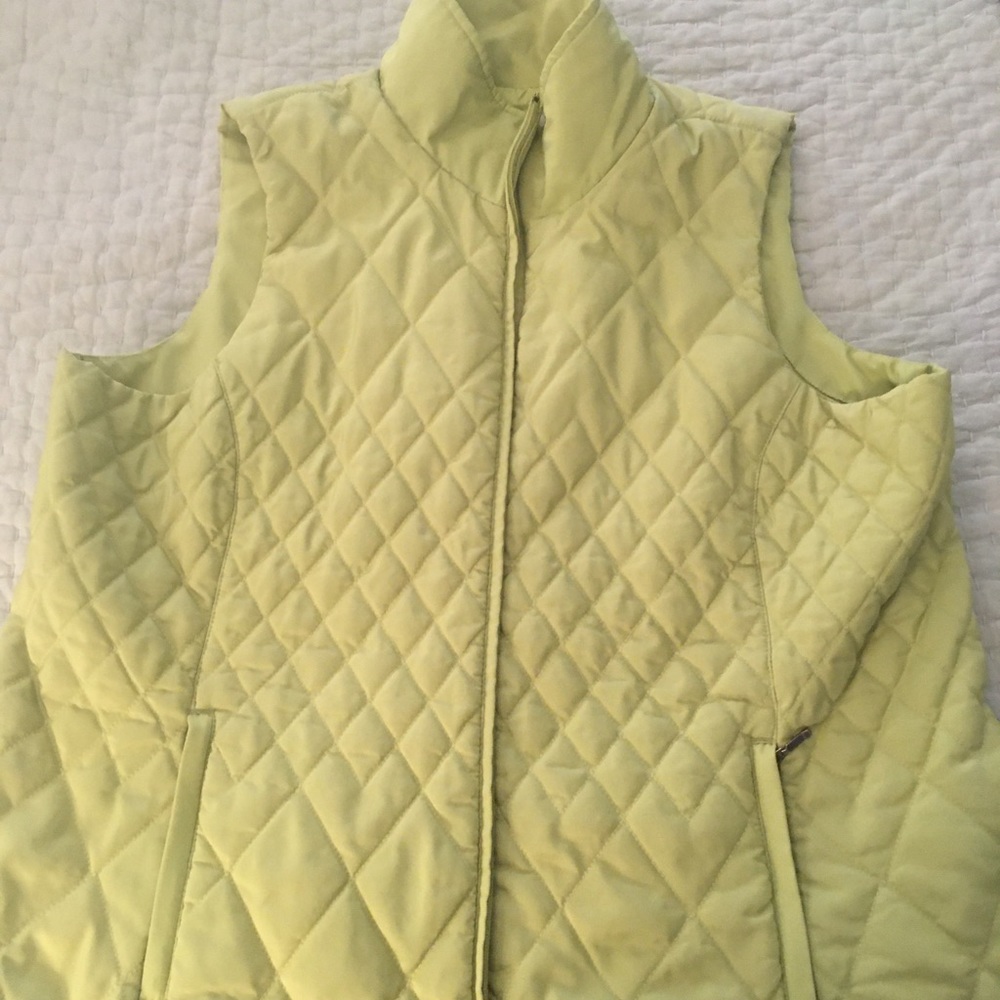 Coldwater Creek Light green quilted vest in 2X